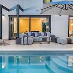 Вилла Luce By Villsy - With Pool, Sauna And Jacuzzi *