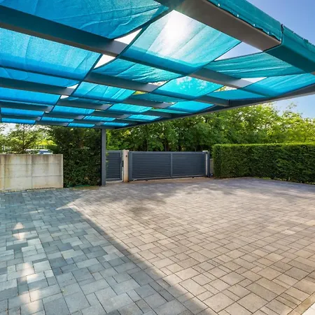 Villa Luce
