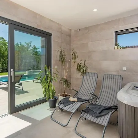 Villa Luce