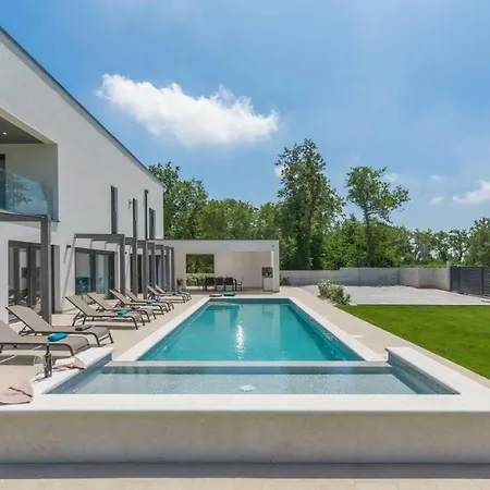 Luce Villa Kirmenjak