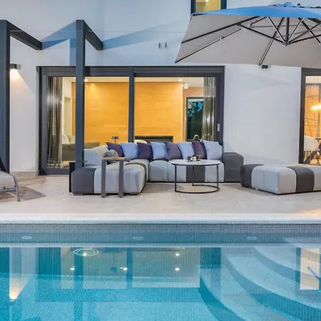 Βίλα Luce By Villsy - With Pool, Sauna And Jacuzzi *