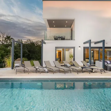 Βίλα Luce By Villsy - With Pool, Sauna And Jacuzzi *