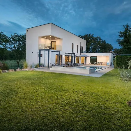 Вилла Luce By Villsy - With Pool, Sauna And Jacuzzi